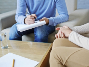 مشاوره فردی در کلینیک راه سوم