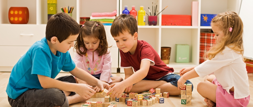 بازی درمانی مرکز مشاوره و روانشناسی راه سوم